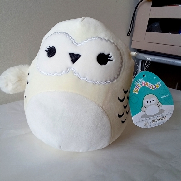 Original Squishmallows Harry Potter 7-Inch Hedwig Plush Ultrasoft Official NWT - Picture 1 of 10